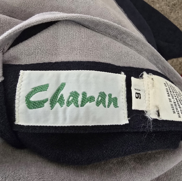 Charan Reversible Jacket - Picture 8 of 9